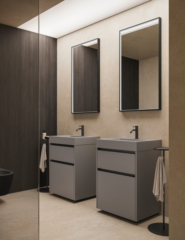 Bagni moderni con doppio lavabo e specchi grandi.