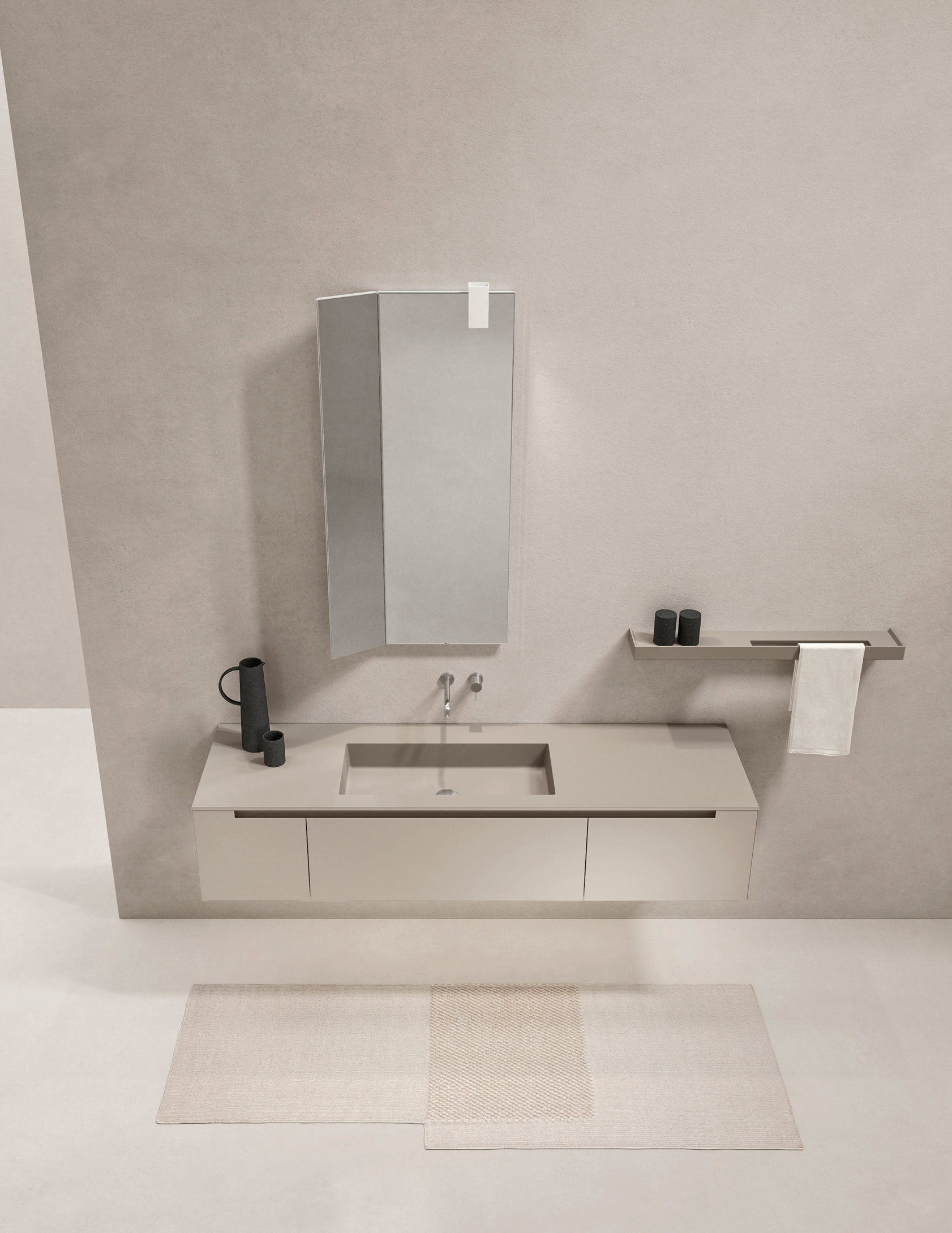 Lavabo e specchio in bagno con accessori neri e tenda bianca.