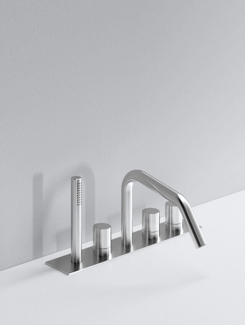Miscelatore cucina in acciaio inox con design moderno e minimalista.
