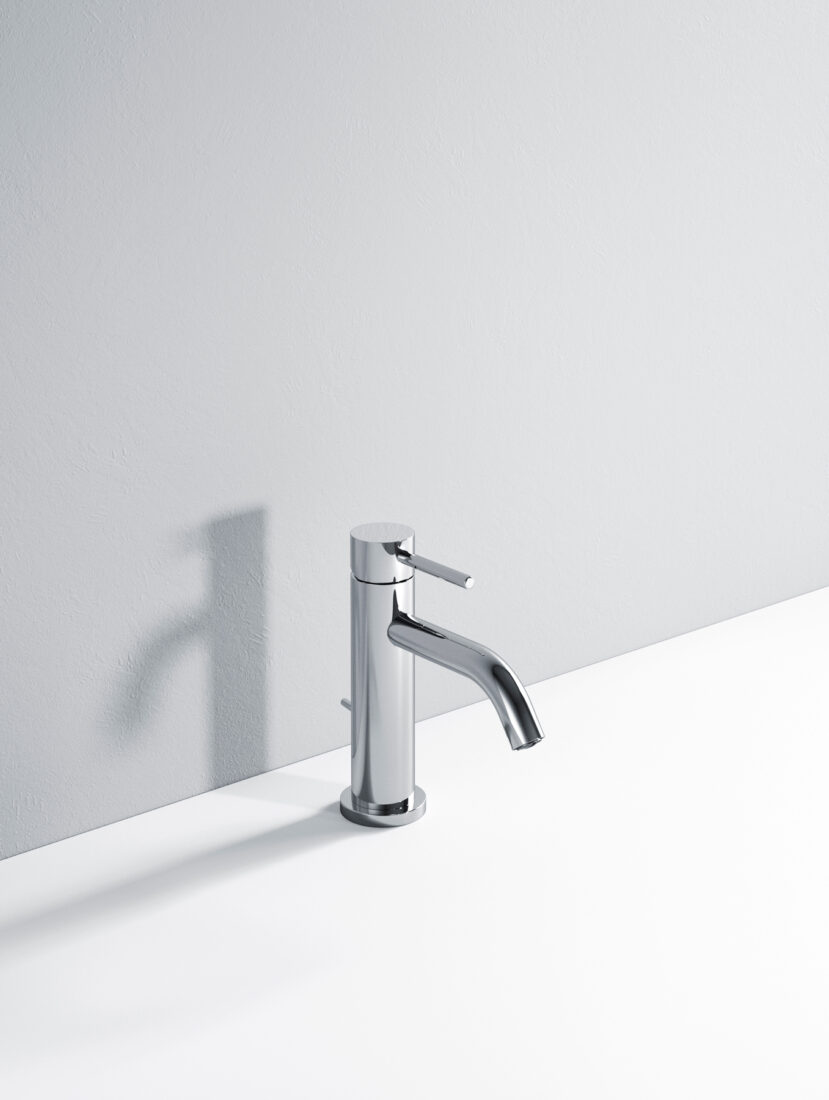 Rubinetto da cucina moderno Noorth Riva L01 in acciaio inox lucido.