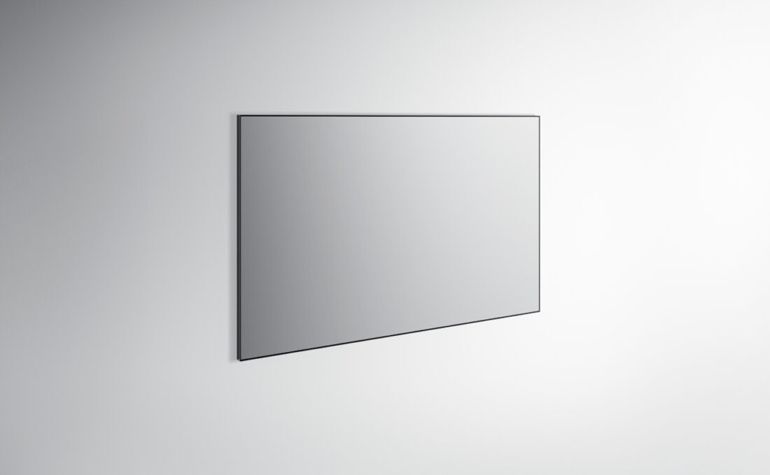 Specchio rettangolare moderno per decorare ambienti interni.